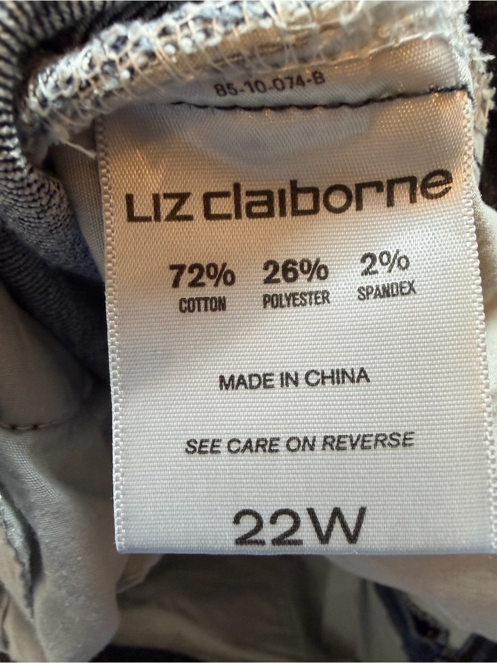 Liz Claiborne Slim Power Crop Jeans 22W Blue Stretch Plus Size Denim - Picture 7 of 8